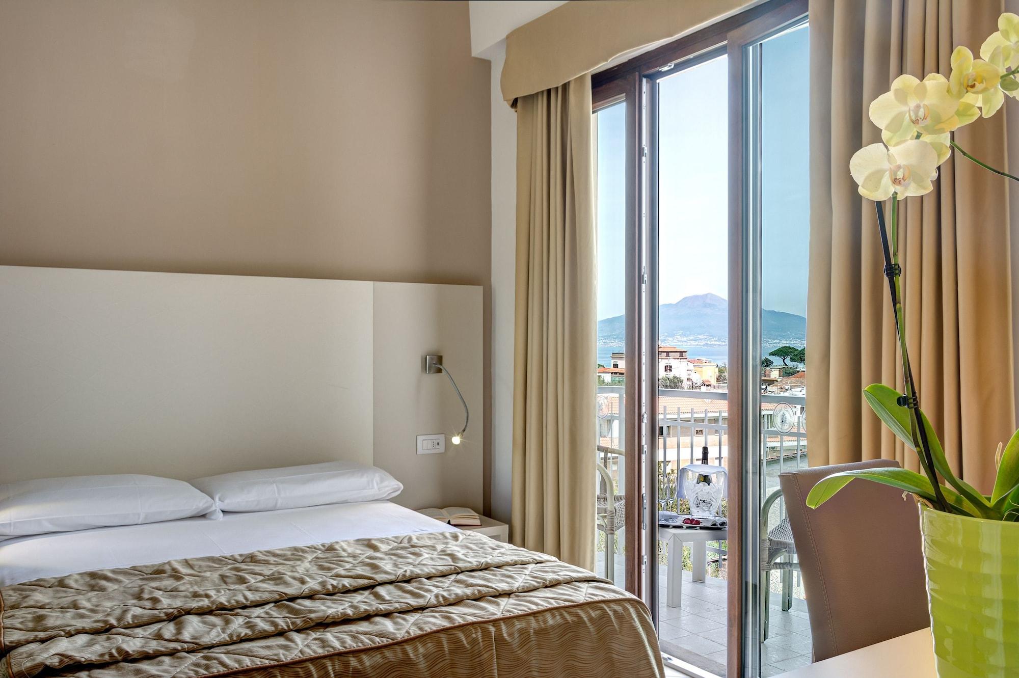 Hotel Caravel Sant'Agnello Eksteriør billede